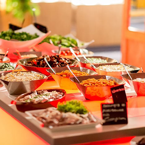 catering-cateringpartner-goettingen-buffet-grosse-salatbar